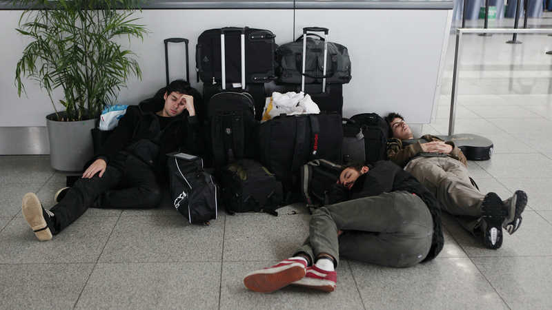 Illustration for article titled Your Ultimate Thanksgiving Air Travel Guide